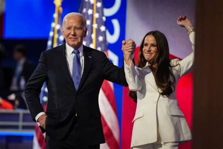 Did Biden Shower with His Daughter? Understanding the Controversy and Context