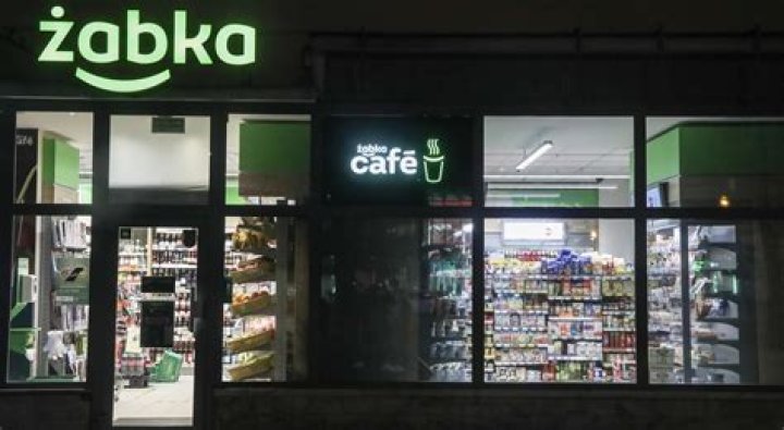 Zabka Poland: Why This Tiny Store is a Big Deal for Daily Life